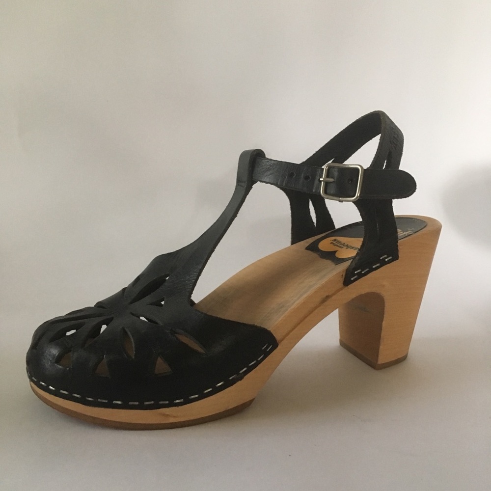 SWEDISH HASBEENS sz 8.5-9 EURO 39